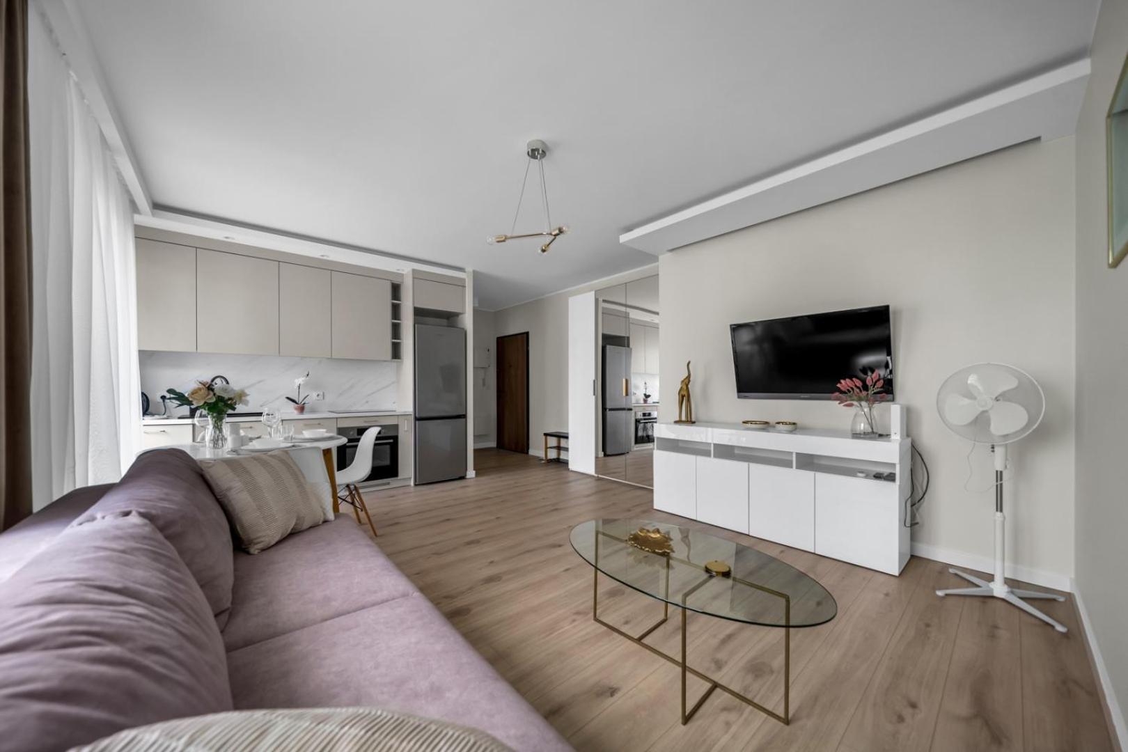 Praga - Parking & Balcony - By Rentujemy Appartement Warschau